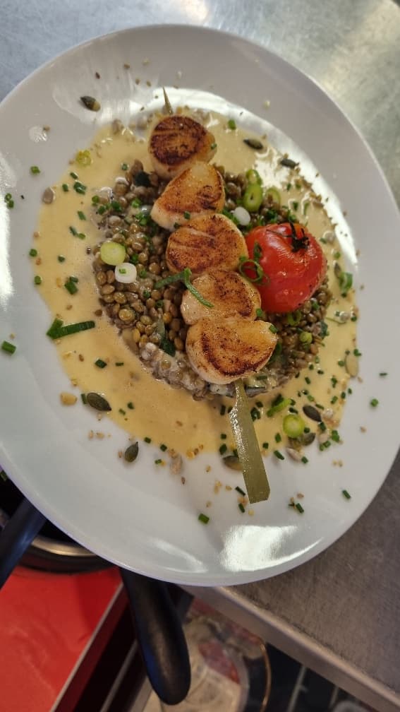 Cuisine française généreuse de La Toscane, restaurant près du ferry Caen-Portsmouth