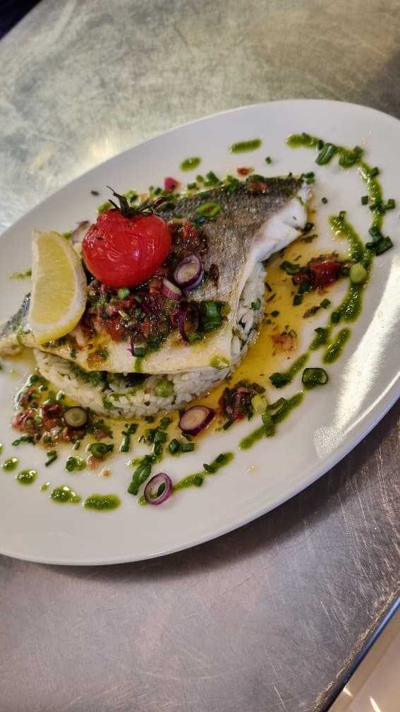 Assiette de terroir et produits frais au restaurant La Toscane Ouistreham