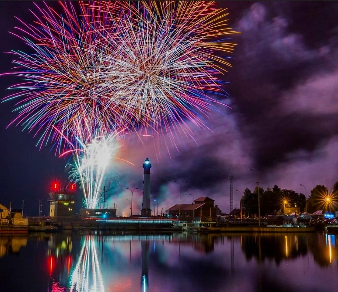 Feux d'artifice et concert du 15 Août sur le port